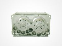 座式自同步稀油激振器